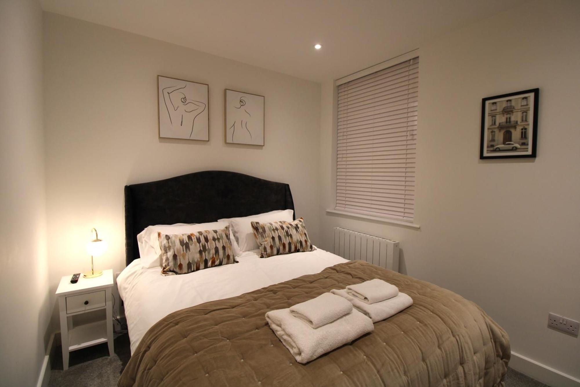 No 10 @Short Stays Basingstoke Esterno foto